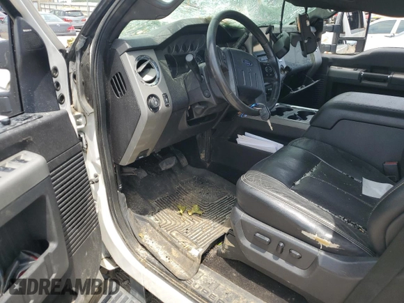 2016 Ford F-350 Platinum with VIN 1FT8W3BT2GEB89869, listed as a Copart auction lot 61044644 with 212,620 mi miles and Salvage Title. Bid and sale history available at DreamBid. Image 8.