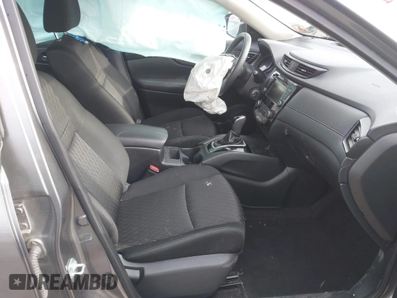 2018 Nissan Rogue SV z VIN KNMAT2MV5JP585695, wystawiony jako IAAI lot #41613763 z przebiegiem 45 091 mil mil oraz . Historia ofert i sprzedaży dostępna na DreamBid. Obrazek 5.