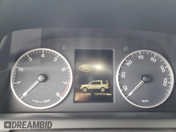 2016 Land Rover LR4 HSE with VIN SALAG2V69GA790209, listed as a Copart auction lot 48188625 with 137,414 mi miles and Clean Title. Bid and sale history available at DreamBid. Image 9.