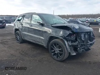 2019 Jeep Grand Cherokee Upland with VIN 1C4RJFAG0KC547175, listed as a IAAI auction lot 41427215 with 102,342 mi miles. Bid and sale history available at carsss.com. Image 1.