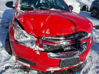 2014 Chevrolet Cruze LS with VIN 1G1PA5SH9E7320758, listed as a IAAI auction lot 41834500 with 214,512 mi miles and . Bid and sale history available at DreamBid. Image 6.