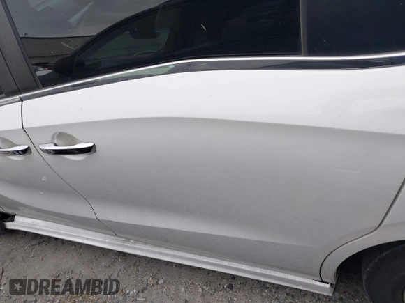 2020 Honda Odyssey Touring with VIN 5FNRL6H81LB028083, listed as a IAAI auction lot 42003810 with 71,536 mi miles and . Bid and sale history available at DreamBid. Image 14.