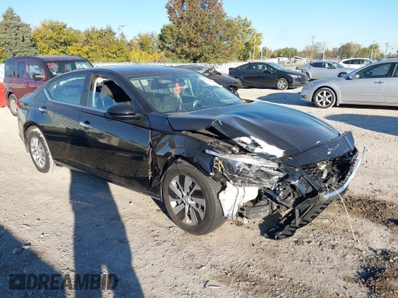 2019 Nissan Altima 2.5 S with VIN 1N4BL4BW5KC144319, listed as a IAAI auction lot 40689180 with 84,199 mi miles. Bid and sale history available at carsss.com. Image 1.