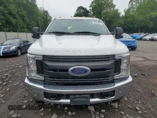 2019 Ford F-250 XL с VIN 1FTBF2B64KEG30355, выставлен на аукционе Copart как лот 60664575 с пробегом 97 072 миль миль и Чистый • Clean title. История ставок и продаж доступна на DreamBid. Изображение 5.