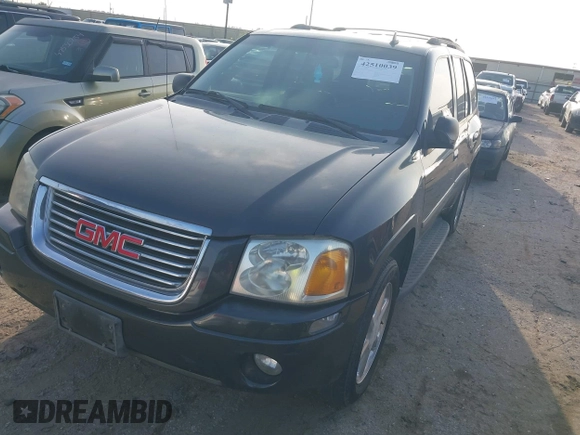 2007 GMC Envoy SLE z VIN 1GKDS13S872306655, wystawiony jako IAAI lot #42510039 z przebiegiem 174 377 mil mil oraz . Historia ofert i sprzedaży dostępna na DreamBid. Obrazek 2.