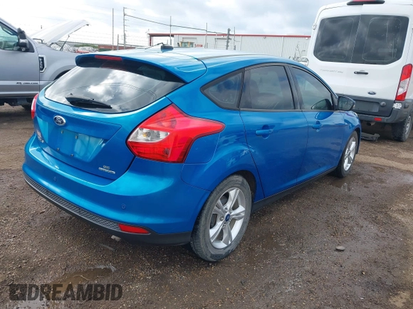 2013 Ford Focus SE with VIN 1FADP3K22DL189516, listed as a IAAI auction lot 42035388 with 120,656 mi miles. Bid and sale history available at carsss.com. Image 4.