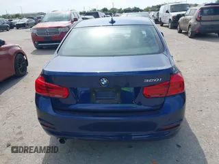 2018 BMW 3 Series 320i with VIN WBA8E1G56JNU92997, listed as a IAAI auction lot 42039869 with 105,085 mi miles. Bid and sale history available at carsss.com. Image 15.
