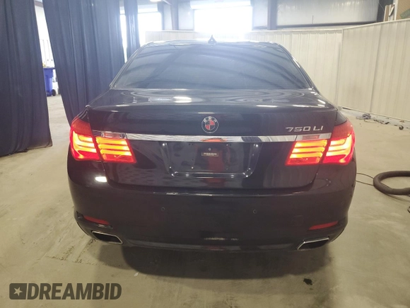 2012 BMW 7 Series 750Li xDrive z VIN WBAKC8C50CC435624, wystawiony jako Copart lot #56664315 z przebiegiem 94 100 mil mil oraz Czysty tytuł • Clean title. Historia ofert i sprzedaży dostępna na DreamBid. Obrazek 6.