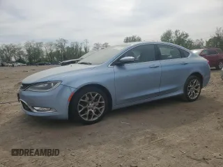 2015 Chrysler 200 C z VIN 1C3CCCEG8FN664591, wystawiony jako Copart lot #54296575 z przebiegiem 192 395 mil mil oraz Szkody całkowita. Historia ofert i sprzedaży dostępna na DreamBid. Obrazek 1.