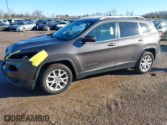 2018 Jeep Cherokee Latitude Plus with VIN 1C4PJLLB4JD503275, listed as a IAAI auction lot 41665557 with 117,839 mi miles. Bid and sale history available at carsss.com. Image 21.