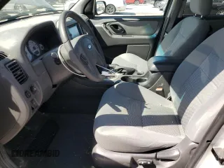 2006 Ford Escape XLT with VIN 1FMYU03Z26KA72974, listed as a Copart auction lot 72524674 with 221,479 mi miles and Salvage Title. Bid and sale history available at carsss.com. Image 7.