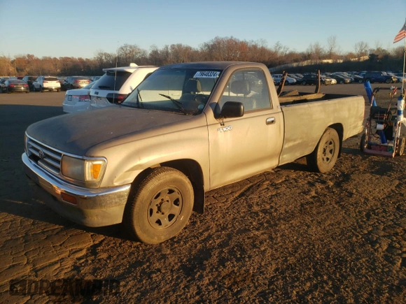 1993 Toyota T100 z VIN JT4VD10C5P0002752, wystawiony jako Copart lot #79648324 z przebiegiem 173 815 mil mil oraz Czysty tytuł • Clean title. Historia ofert i sprzedaży dostępna na DreamBid. Obrazek 1.