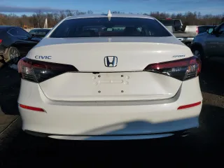 2025 Honda Civic Sedan Sport with VIN 2HGFE2F58SH545180, listed as a Copart auction lot 43439445 with 5,692 mi miles and Salvage Title. Bid and sale history available at carsss.com. Image 6.