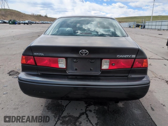 2000 Toyota Camry CE with VIN JT2BG22K2Y0480626, listed as a Copart auction lot 54059185 with 273,794 mi miles and Salvage Title. Bid and sale history available at DreamBid. Image 6.