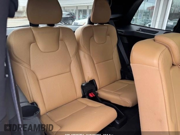 2017 Volvo XC90 Inscription with VIN YV4A22PL5H1131633, listed as a IAAI auction lot 42033784 with 192,154 mi miles. Bid and sale history available at carsss.com. Image 13.