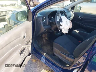 2019 Nissan Versa SV z VIN 3N1CN7APXKL859768, wystawiony jako IAAI lot #42120640 z przebiegiem 55 710 mil mil oraz . Historia ofert i sprzedaży dostępna na DreamBid. Obrazek 5.