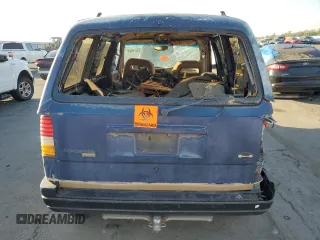 1988 Ford Aerostar z VIN 1FMDA11U3JZA88489, wystawiony jako Copart lot #77671624 z przebiegiem Nie podano mil oraz Szkody całkowita. Historia ofert i sprzedaży dostępna na DreamBid. Obrazek 6.