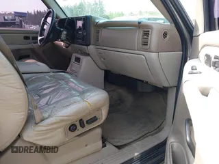 2001 Chevrolet Tahoe LS with VIN 1GNEK13T41J278818, listed as a IAAI auction lot 42125186 with 243,319 mi miles. Bid and sale history available at carsss.com. Image 5.