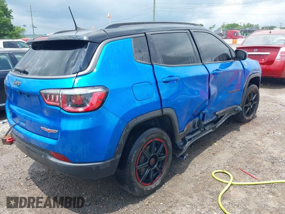 2018 Jeep Compass Trailhawk с VIN 3C4NJDDB3JT212689, выставлен на аукционе IAAI как лот 42628715 с пробегом 209 321 миль миль и . История ставок и продаж доступна на DreamBid. Изображение 4.