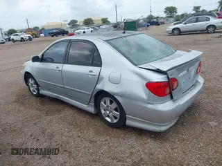 2006 Toyota Corolla CE z VIN 1NXBR32E56Z664753, wystawiony jako IAAI lot #42653109 z przebiegiem 231 836 mil mil oraz . Historia ofert i sprzedaży dostępna na DreamBid. Obrazek 3.