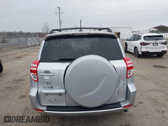 2011 Toyota RAV4 with VIN JTMBK4DVXB5101939, listed as a IAAI auction lot 41707142 with 196,209 mi miles. Bid and sale history available at carsss.com. Image 16.