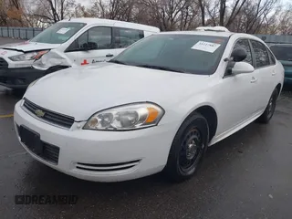 2011 Chevrolet Impala Police Police with VIN 2G1WD5EM4B1201679, listed as a IAAI auction lot 41227887 with 1 mi miles. Bid and sale history available at carsss.com. Image 2.