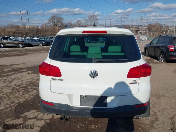 2017 Volkswagen Tiguan Wolfsburg Edition with VIN WVGSV7AX3HW509132, listed as a IAAI auction lot 41545338 with 81,369 mi miles. Bid and sale history available at carsss.com. Image 17.