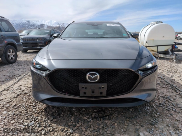 2019 Mazda Mazda3 Hatchback with VIN JM1BPBJM7K1140562, listed as a Copart auction lot 48569325 with 46,510 mi miles and Salvage Title. Bid and sale history available at carsss.com. Image 5.