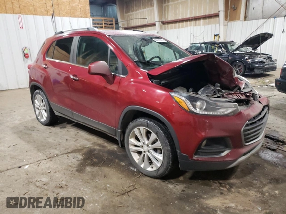 2018 Chevrolet Trax Premier with VIN 3GNCJRSB3JL298729, listed as a Copart auction lot 44631995 with 71,469 mi miles and Salvage Title. Bid and sale history available at carsss.com. Image 4.