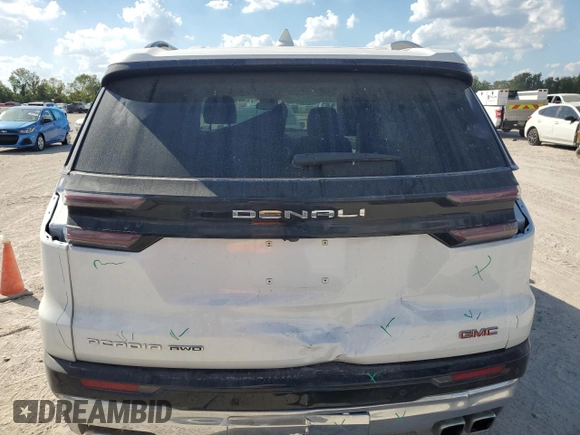2024 GMC Acadia AWD Denali z VIN 1GKENRKS5RJ181571, wystawiony jako Copart lot #78002434 z przebiegiem 3423 mil mil oraz Szkoda całkowita • Salvage title. Historia ofert i sprzedaży dostępna na DreamBid. Obrazek 6.