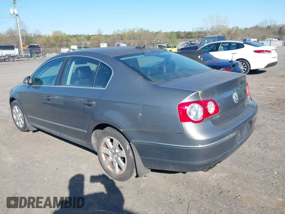 2006 Volkswagen Passat Lux with VIN WVWEK93C66P030923, listed as a IAAI auction lot 41983311 with 131,276 mi miles and . Bid and sale history available at DreamBid. Image 3.