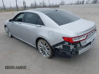 2017 Lincoln Continental Reserve with VIN 1LN6L9RP4H5624027, listed as a IAAI auction lot 41796172 with 33,100 mi miles. Bid and sale history available at carsss.com. Image 3.