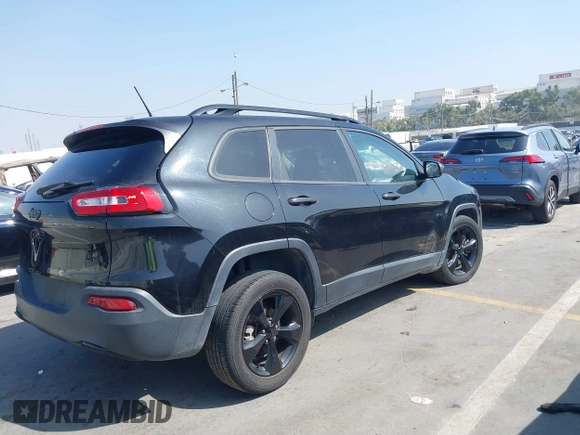 2016 Jeep Cherokee Sport with VIN 1C4PJLAB3GW315444, listed as a IAAI auction lot 40397087 with Not provided miles and . Bid and sale history available at DreamBid. Image 4.