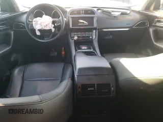 2020 Jaguar F-Pace 25t z VIN SADCS2FX1LA640681, wystawiony jako Copart lot #80863284 z przebiegiem 80 337 mil mil oraz Czysty tytuł • Clean title. Historia ofert i sprzedaży dostępna na DreamBid. Obrazek 8.