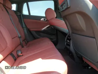 2022 BMW X6 xDrive40i z VIN 5UXCY6C01N9M95573, wystawiony jako Copart lot #54049805 z przebiegiem 24 031 mil mil oraz Szkoda całkowita • Salvage title. Historia ofert i sprzedaży dostępna na DreamBid. Obrazek 11.