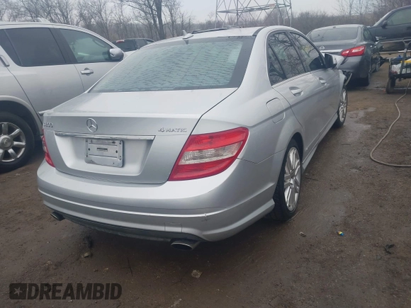 2008 Mercedes-Benz C-Class 3.0L Sport with VIN WDDGF81X48F148206, listed as a IAAI auction lot 41548105 with 109,451 mi miles. Bid and sale history available at carsss.com. Image 4.
