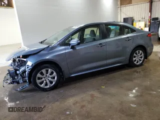 2020 Toyota Corolla LE with VIN JTDEPRAE6LJ041053, listed as a Copart auction lot 45939475 with 133,020 mi miles and Salvage Title. Bid and sale history available at carsss.com. Image 1.