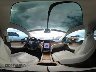 2018 Tesla Model X 75D with VIN 5YJXCBE29JF126629, listed as a IAAI auction lot 42205838 with 47,343 mi miles and . Bid and sale history available at DreamBid. Image 21.