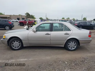 1998 Mercedes-Benz C 230/260/280/320 with VIN WDBHA23G5WA606125, listed as a IAAI auction lot 42064201 with 181,121 mi miles and . Bid and sale history available at carsss.com. Image 14.