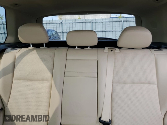 2014 Mercedes-Benz GLK 350 with VIN WDCGG8JB5EG302546, listed as a Copart auction lot 71490364 with 225,900 mi miles and Salvage Title. Bid and sale history available at DreamBid. Image 10.