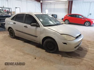 2001 Ford Focus LX with VIN 1FAFP33P71W346826, listed as a IAAI auction lot 41305074 with Not Provided miles and . Bid and sale history available at carsss.com. Image 1.