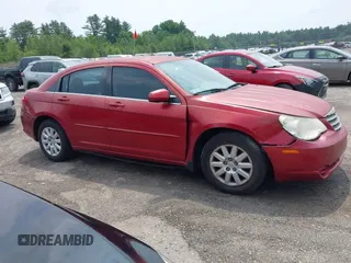 2007 Chrysler Sebring z VIN 1C3LC46K27N541122, wystawiony jako IAAI lot #42429096 z przebiegiem 145 400 mil mil oraz . Historia ofert i sprzedaży dostępna na DreamBid. Obrazek 13.