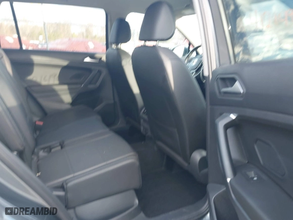 2020 Volkswagen Tiguan SE with VIN 3VV2B7AX8LM129274, listed as a IAAI auction lot 41214900 with 18,655 mi miles. Bid and sale history available at carsss.com. Image 8.