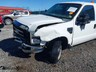 2008 Ford Super Duty F-250 SRW XL with VIN 1FTSW21548EA43414, listed as a IAAI auction lot 41824311 with 137,502 mi miles. Bid and sale history available at carsss.com. Image 6.