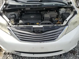 2011 Toyota Sienna XLE with VIN 5TDDK3DC4BS008071, listed as a Copart auction lot 63384305 with 237,182 mi miles and Clean title. Bid and sale history available at DreamBid. Image 12.