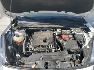 2020 Ford Escape SE z VIN 1FMCU9G63LUA01099, wystawiony jako Copart lot #52207345 z przebiegiem 73 321 mil mil oraz Szkoda całkowita • Salvage title. Historia ofert i sprzedaży dostępna na DreamBid. Obrazek 11.