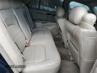 2004 Cadillac DeVille DTS z VIN 1G6KF579X4U203102, wystawiony jako Copart lot #50426955 z przebiegiem 157 290 mil mil oraz Szkody całkowita. Historia ofert i sprzedaży dostępna na DreamBid. Obrazek 10.