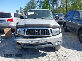 2003 Toyota Tacoma with VIN 5TEWN72N23Z252642, listed as a IAAI auction lot 42026893 with 199,571 mi miles. Bid and sale history available at carsss.com. Image 12.