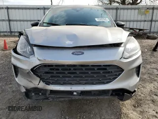 2021 Ford Escape SE z VIN 1FMCU0G60MUB26476, wystawiony jako Copart lot #45902945 z przebiegiem 45 638 mil mil oraz Czysty tytuł • Clean title. Historia ofert i sprzedaży dostępna na DreamBid. Obrazek 5.