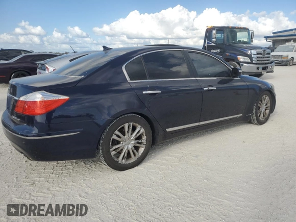 2011 Hyundai Genesis with VIN KMHGC4DF7BU139819, listed as a Copart auction lot 77091184 with 179,787 mi miles and Non Repairable. Bid and sale history available at carsss.com. Image 3.